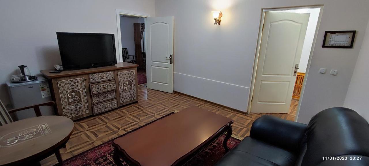 Nasyuqel Hotel Bukhara Esterno foto